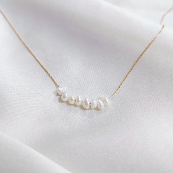 Delicate Seed Pearl Beaded Gold Necklace - Picture 10 of 13